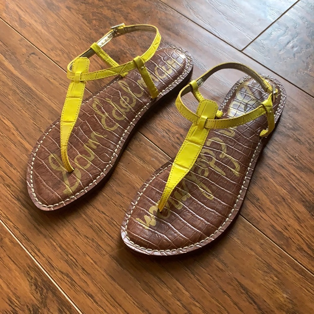 Sam Edelman Gigi croc-Embossed Leather T-Strap Sandals